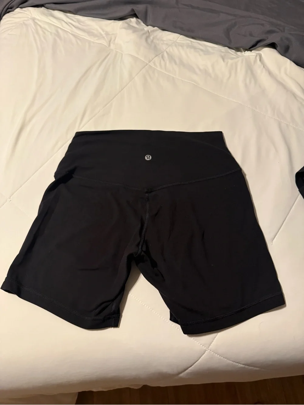 lululemon athletica Women's High-Rise Black Align 6in Shorts